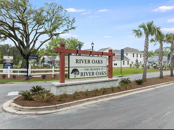 3rd image of 192 Standing Oaks Dr