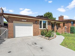 2787 Lionel Dr, Windsor, ON N8X 4X2