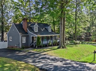 2963 Maplevale Rd, Chester, VA 23831