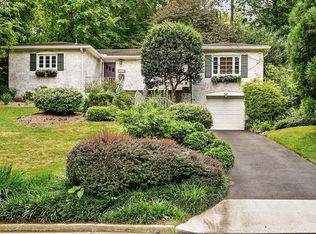 3072 N Oakland St, Arlington, VA 22207