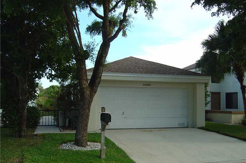 1st image of 3420 NW 21st St