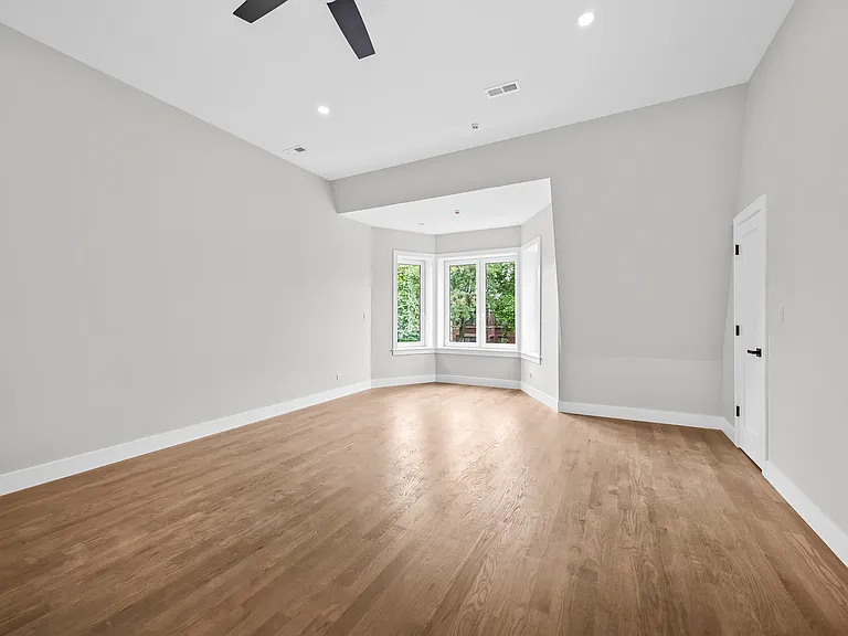 4543 S Ellis Ave #3S — Photo 6