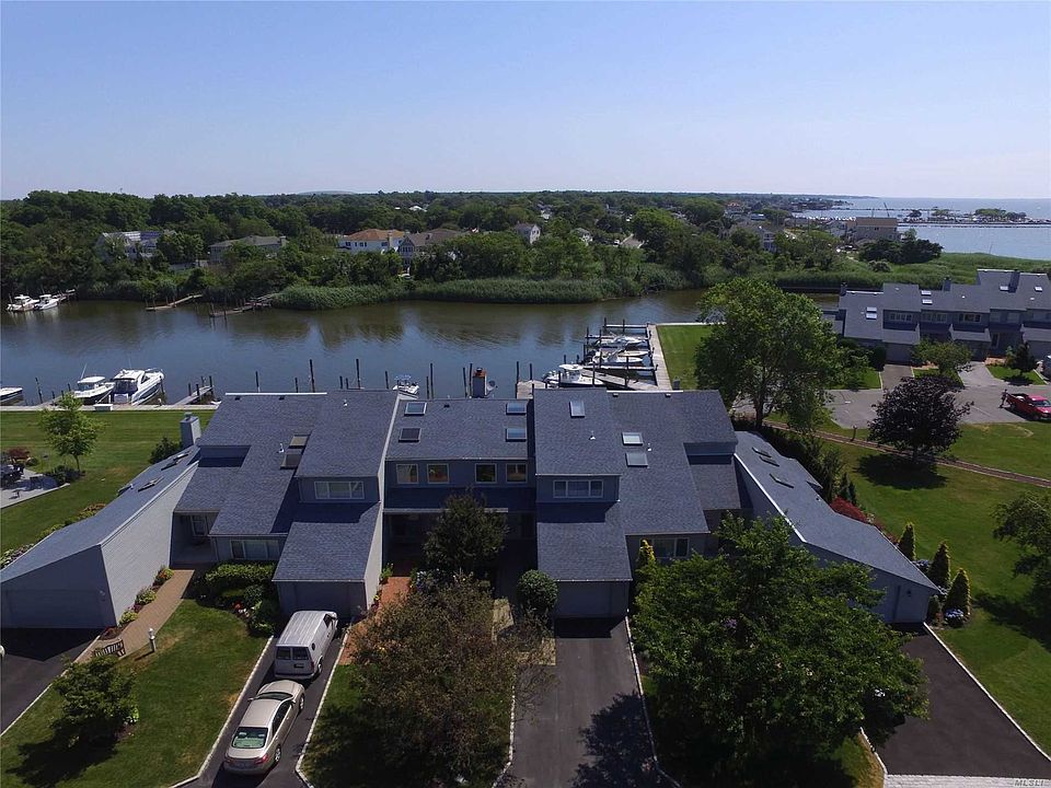 1st image of 31 Harbour Dr