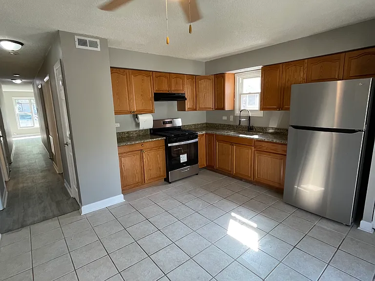 5772 Hillside Pl #1 — Photo 9