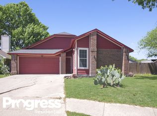 5202 Sutton Ct, Arlington, TX 76018
