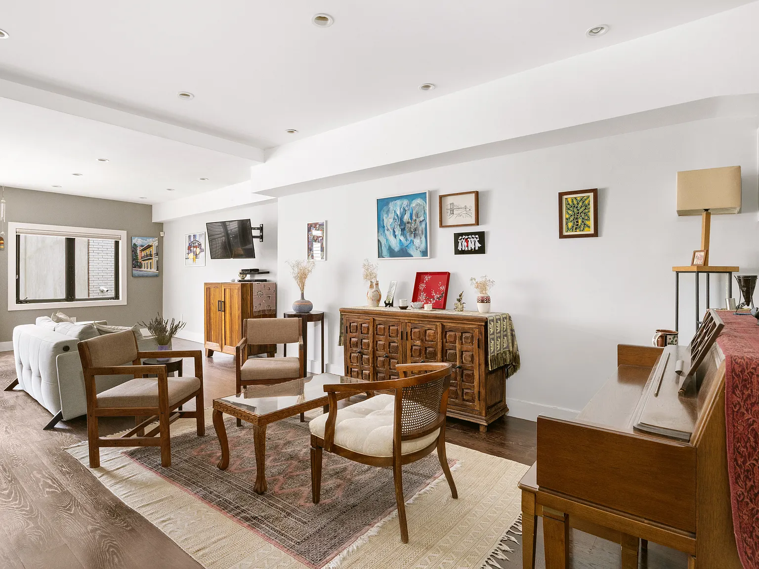 15 Wolcott Street — Photo 1