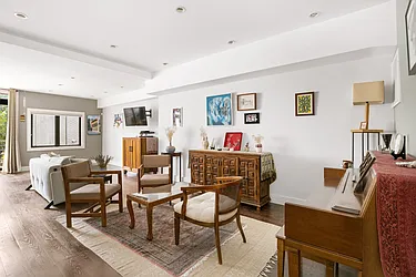 15 Wolcott Street, #1