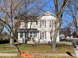 815 E Grand River Ave, Fowlerville, MI 48836
