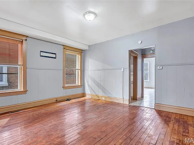 2207 Angelica St — Photo 5