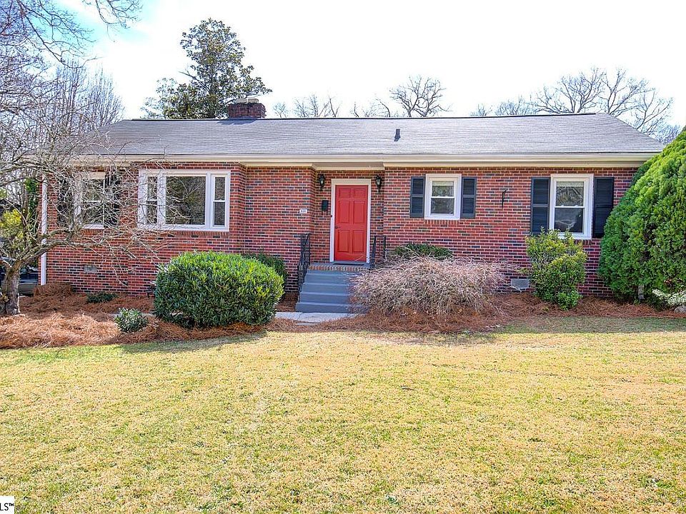 1st image of 121 Broughton Dr
