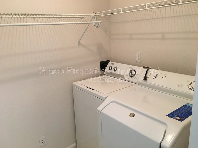 574 W 91st Dr — Photo 8