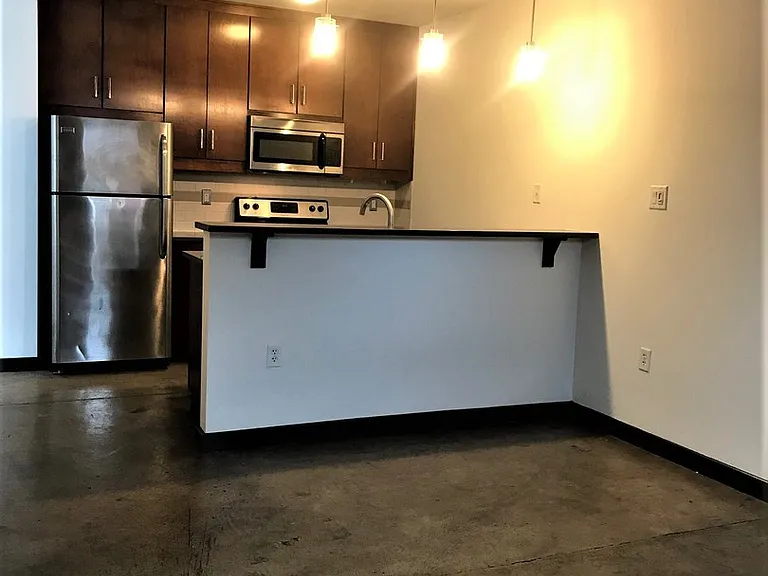 703 N Harrison Street 410 Hancock St — Photo 6