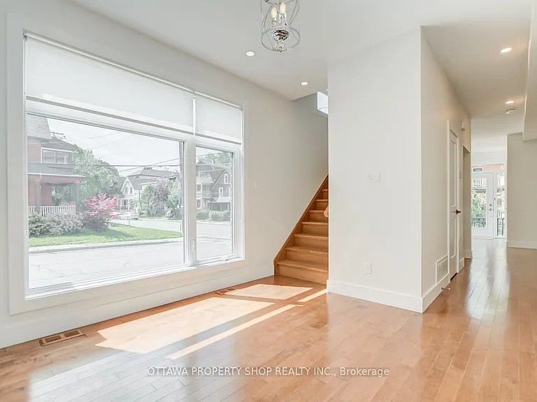 40 5th Ave — Photo 11