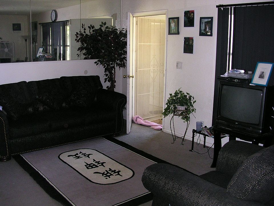 2nd image of 44308 Sundell Ave