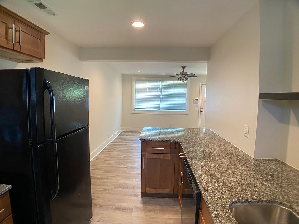 1st image of 332 Cleveland St APT 2