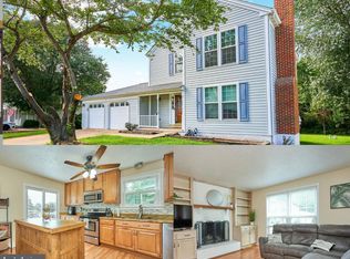 806 Rust Dr NE, Leesburg, VA 20176