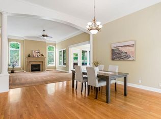 14401 Meadow Ct, Leawood, KS 66224