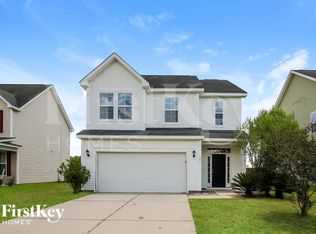 541 Pleasant Side Dr, Moncks Corner, SC 29461