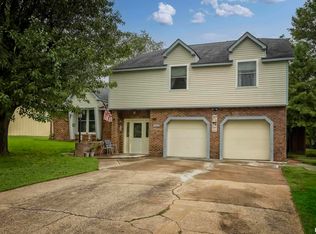 1327 Ritchey Dr, Marion, IL 62959