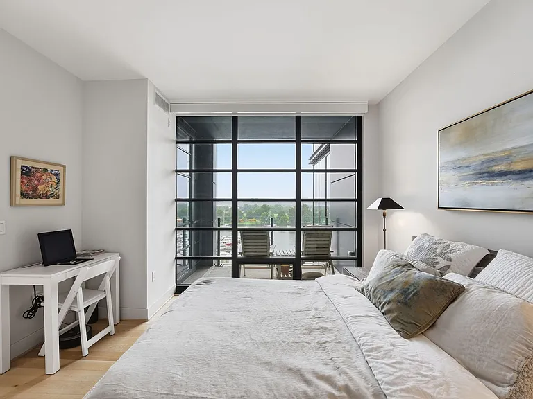 45 Sutton Sq SW #702 — Photo 14