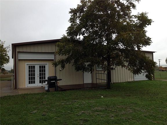 4th image of 1805 E Fm 1187