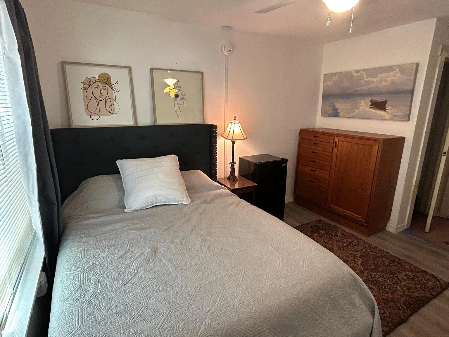 Studio, 250 sqft, $1,100 — Photo 4