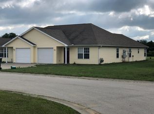 179 SE 1171st APT B, Knob Noster, MO 65336