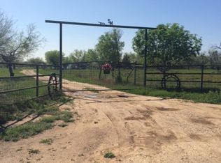 710 Martinez Rd, Asherton, TX 78827