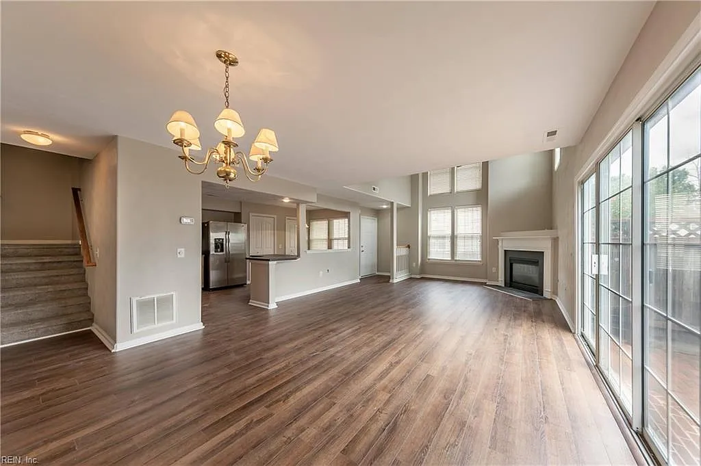 108 White Cedar Ln - . — Photo 4