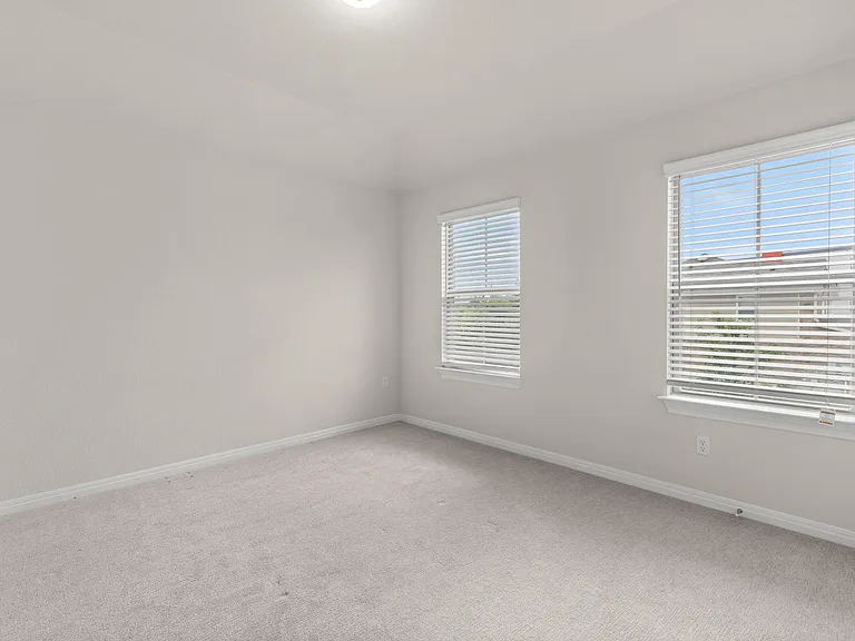 9802 Acero Dr — Photo 36