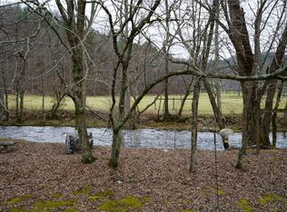 201 Ama Ln, Hayesville, NC 28904