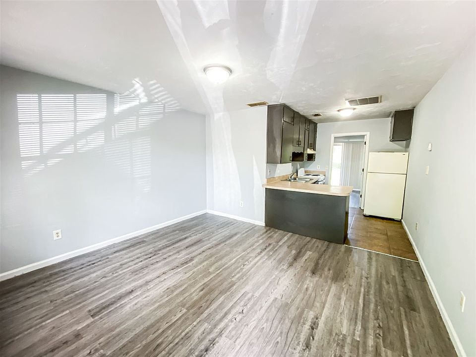 1st image of 601 W 6th Ave APT 6