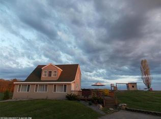 257 E Oxford Rd, South Paris, ME 04281