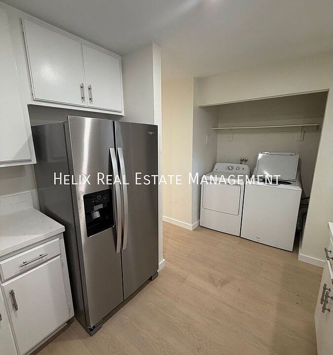 1st image of 1933 E Villa St #1