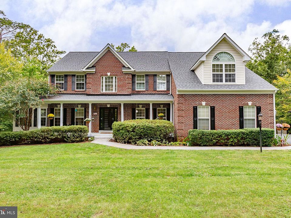 1st image of 63 Brookesmill Ln