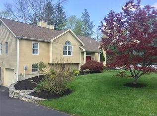 1310 Sunny Ridge Rd, Mohegan Lake, NY 10547