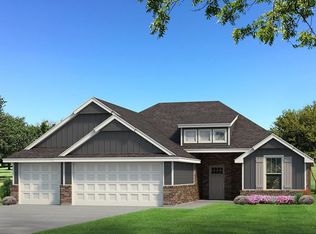 2812 Crossover Ct, Moore, OK 73160