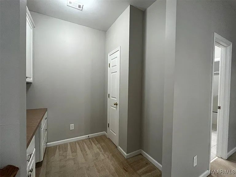 704 Emerald Dr — Photo 38