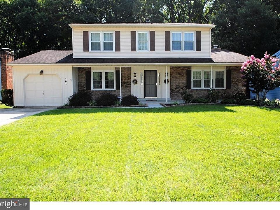 1st image of 101 Iroquois Ct