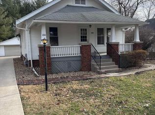 1610 S East St, Jacksonville, IL 62650