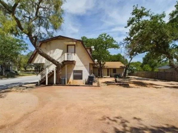 321 West Park Street Fredericksburg, TX 78624, 321 W Park St #4, Fredericksburg, TX 78624