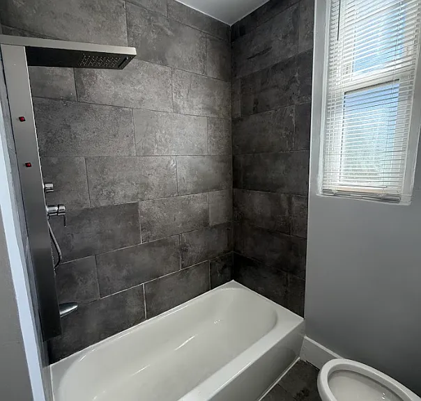 264 E Cliveden St #103 — Photo 2