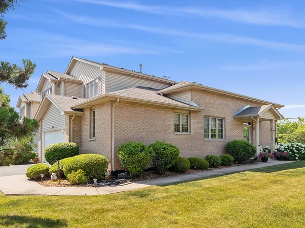 11030 Quail Dr, Mokena, IL 60448