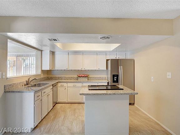 4th image of 1617 Wildwood Dr