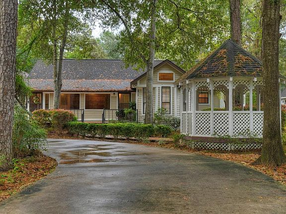 2nd image of 27606 Bent Oak Ln