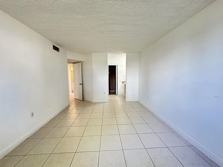 9401 Lime Bay Blvd #115 — Photo 10