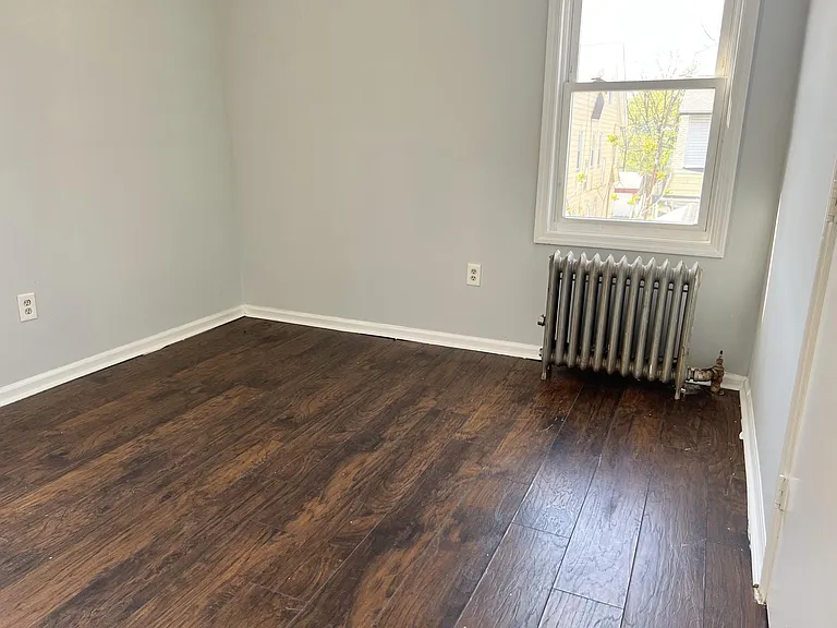 229 Alexander St #2 — Photo 18