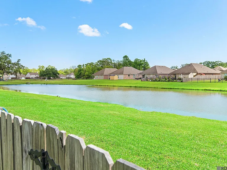 39363 Legacy Lake Dr — Photo 26