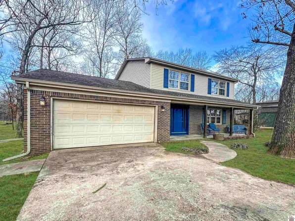 153 Guinevere Dr, Murray, KY 42071