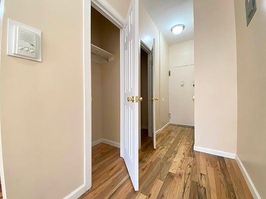 5th image of 1210 Stratford Ave #1A